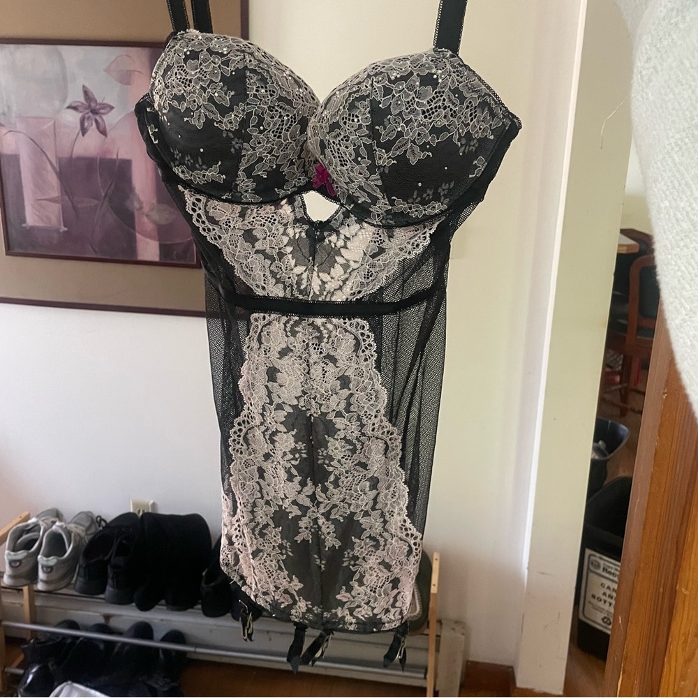 Victoria’s Secret Black Mesh Pink Lingerie sz. 34C